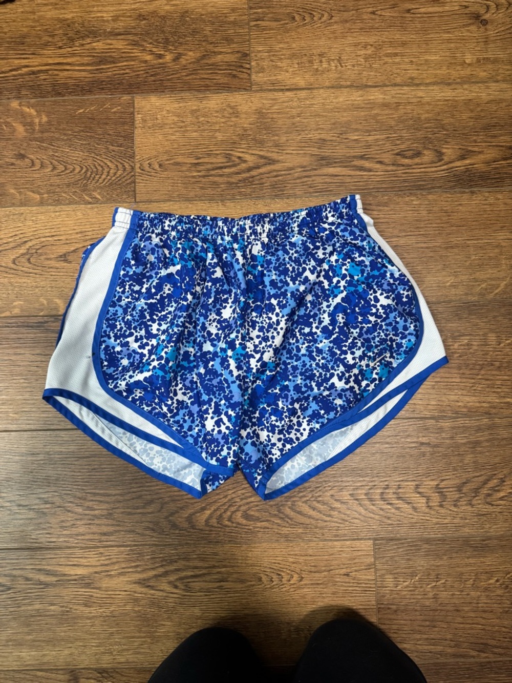 Nike Blue Speckled Women's Dri-Fit Athletic Shorts Medium